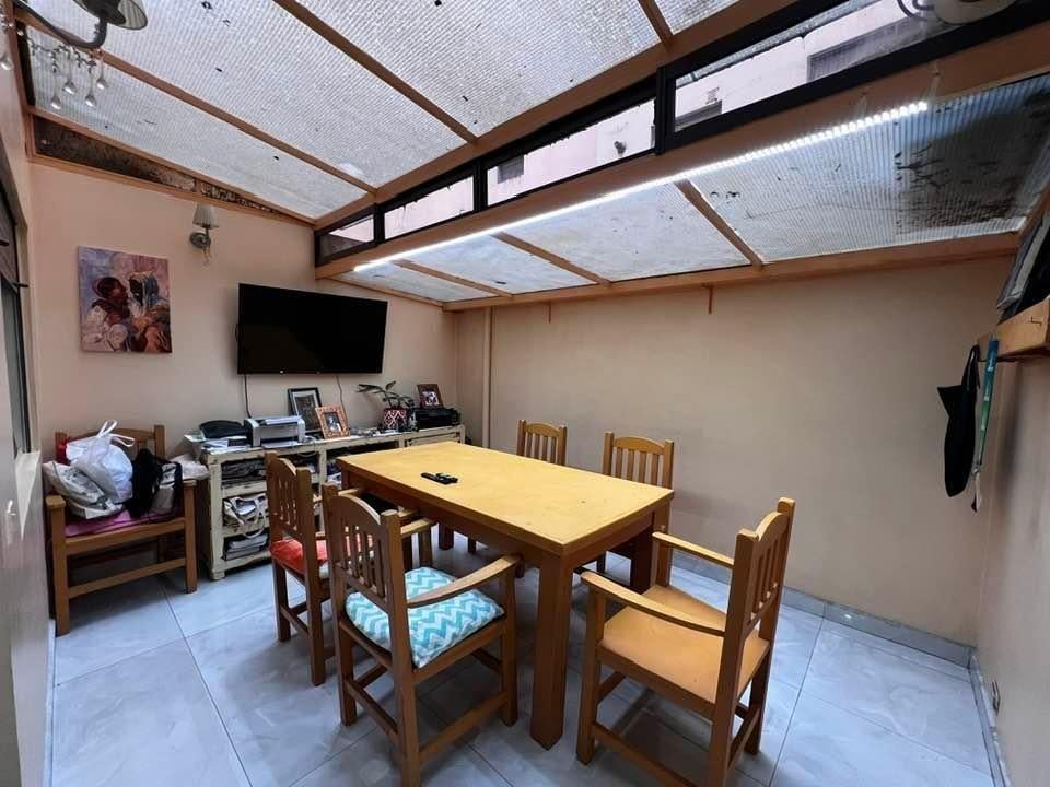Foto de VENTA DEPARTAMENTO 4 AMBIENTES FRENTE BALCON COCHERA CABALLITO, imagen 2