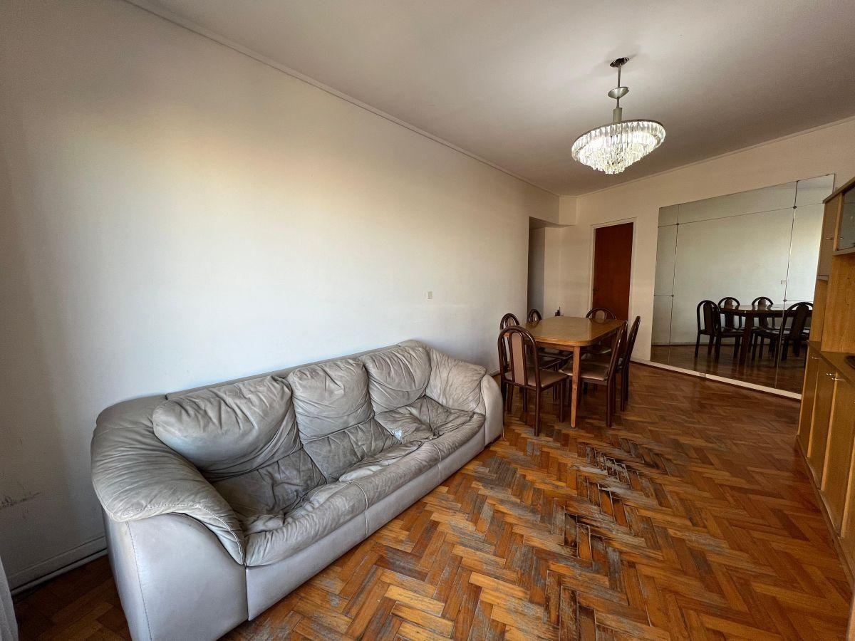 Foto de VENTA DEPARTAMENTO 3 AMBIENTES CON DEPENDENCIA APTO CREDITO CABALLITO, imagen 2