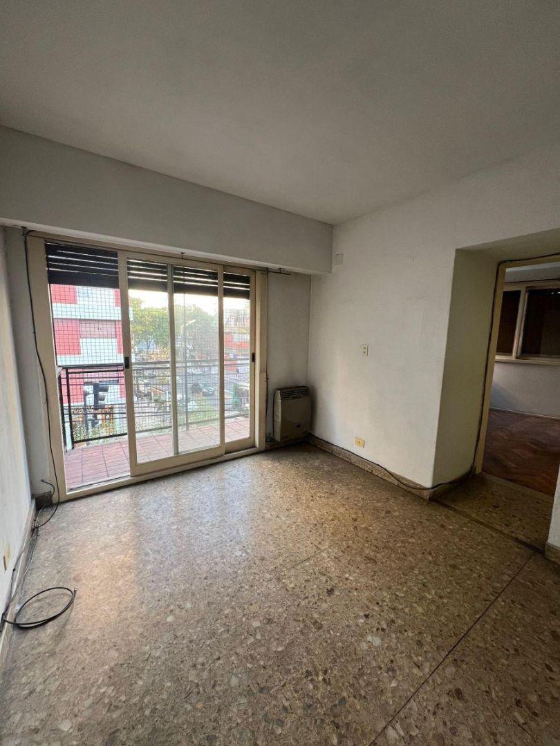 Foto de VENTA 2 AMBIENTES CABALLITO APTO CREDITO BALCON FRENTE, imagen 3