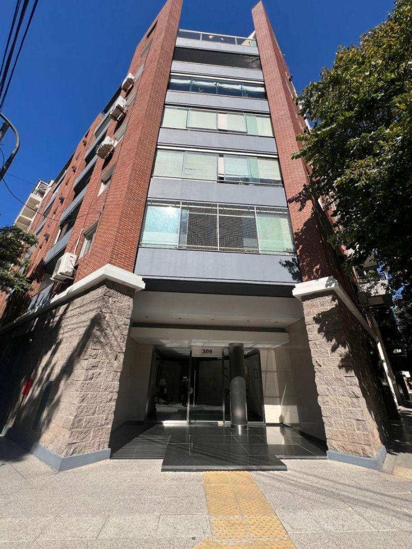 Foto de VENTA DEPARTAMENTO CABALLITO 3 AMBIENTES COCHERA BALCON PATIO, imagen 4