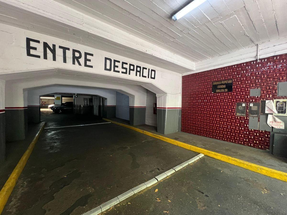 Foto de Cochera en venta caballito fija cubierta, imagen 2