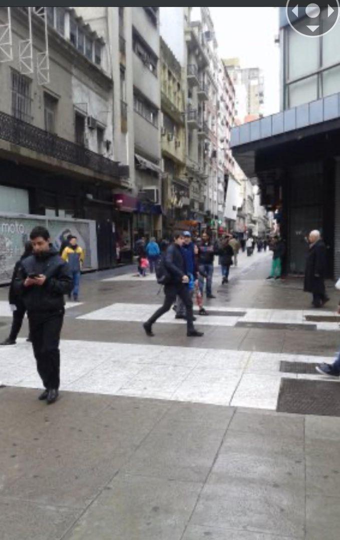 Foto de CENTRO COCHERA EN LAVALLE Y FLORIDA OPORTUNIDAD!!!, imagen 2