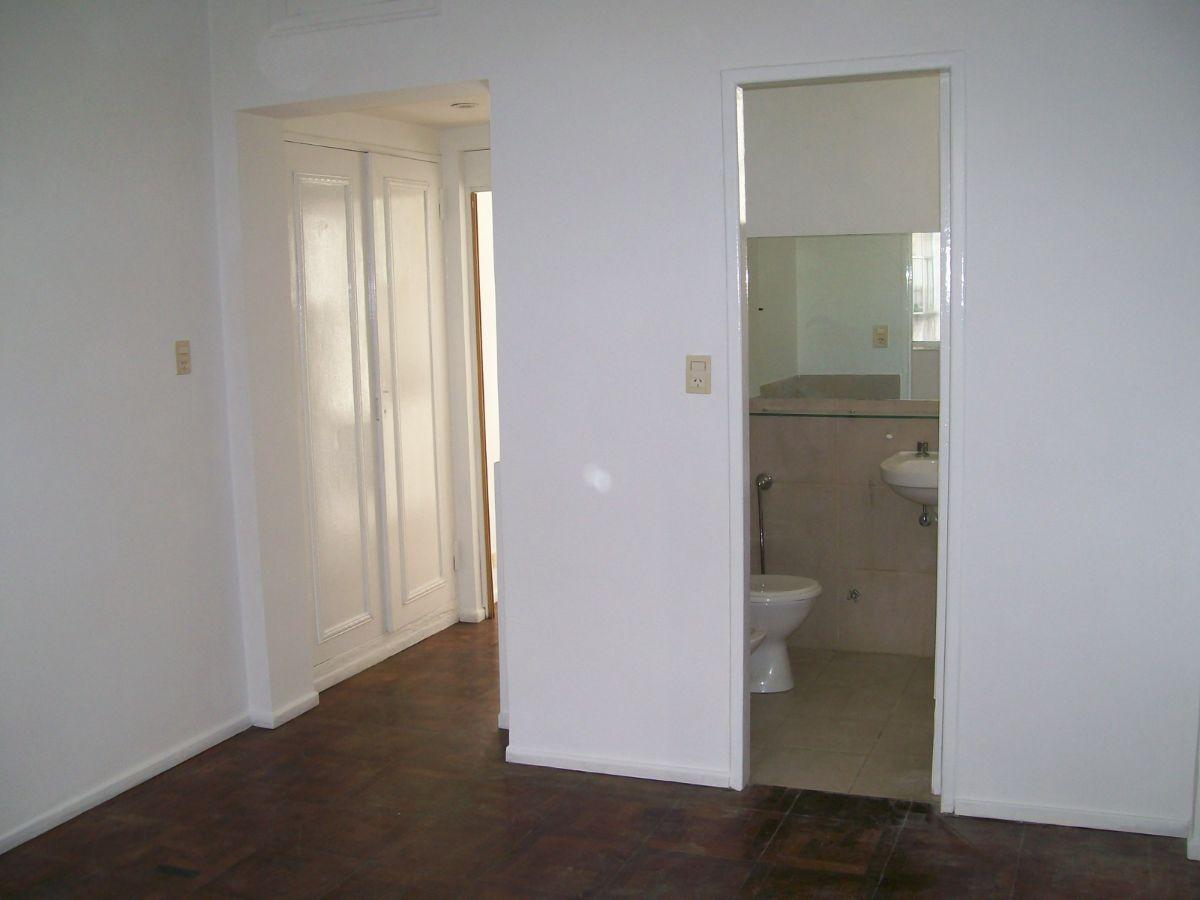 Foto de Hermoso monoambiente con cocina y baño completo en Recoleta!, imagen 1