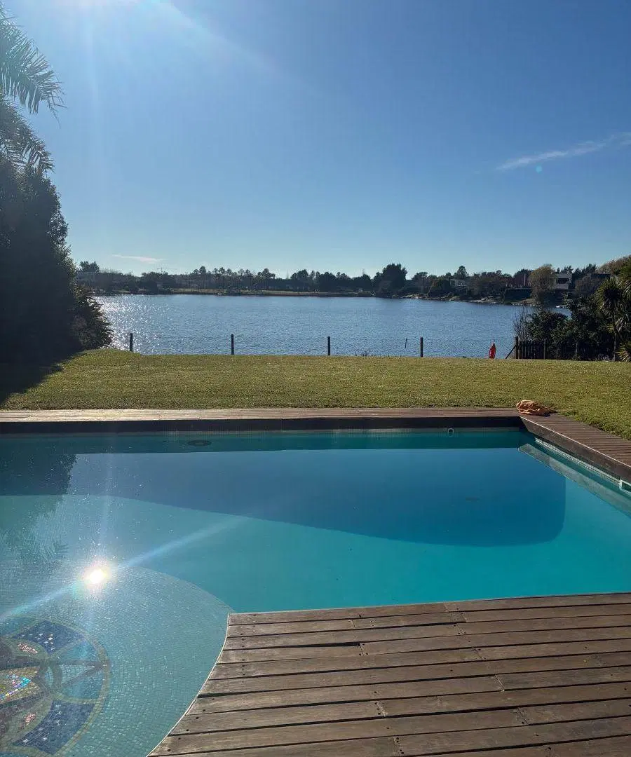 Casa a la laguna, en alquiler, en el Barrio Talar del Lago 2 8