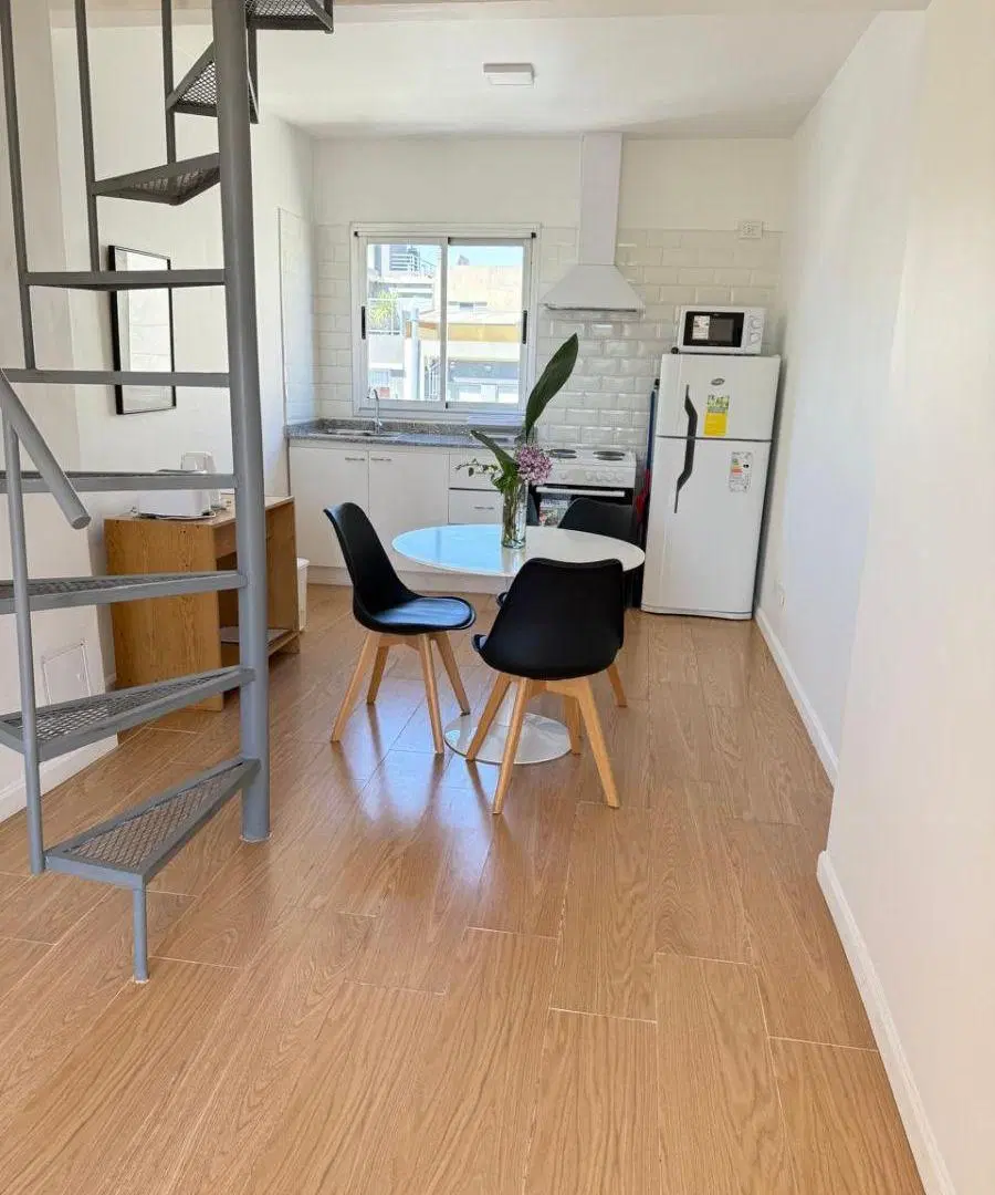 Departamento en Alquiler piso alto 45 m2 4