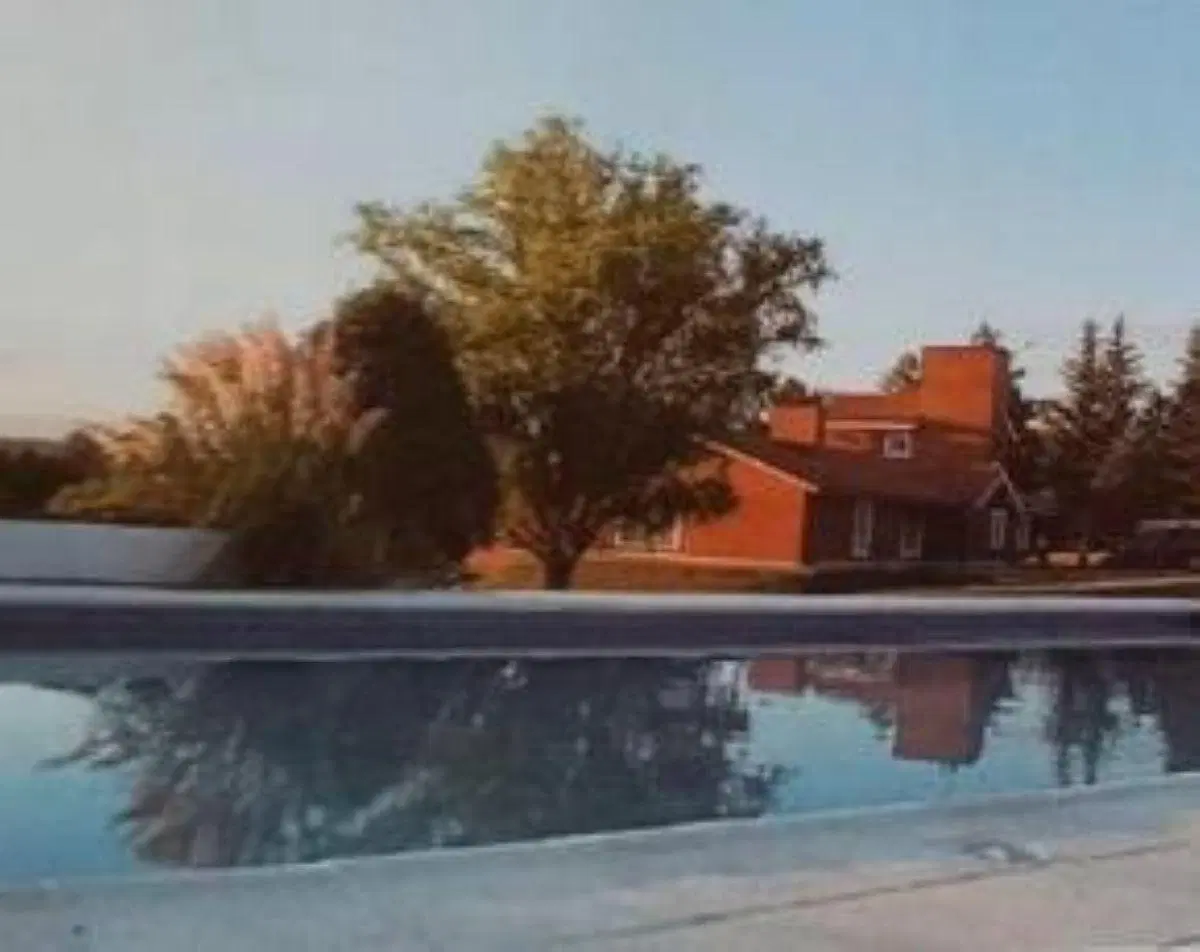 VENTA EXCELENTE TERRENO 4 Has. IMPORTANTES CONSTRUCCIONES 4