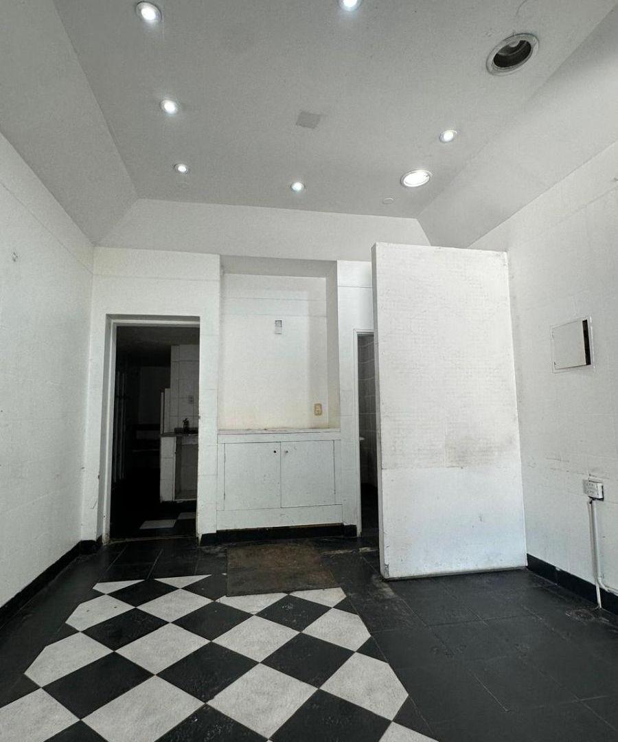 Foto de LOCAL AL FRENTE CON VIVIENDA 128 METROS TOTALES, imagen 5