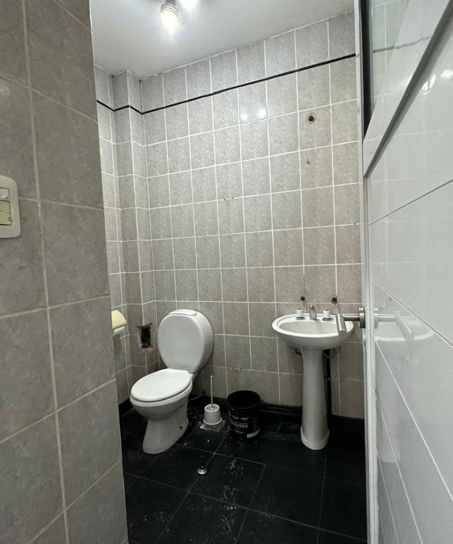 Foto de LOCAL AL FRENTE CON VIVIENDA 128 METROS TOTALES, imagen 3