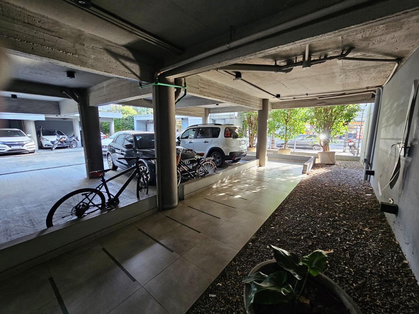 Foto de Venta 2 Ambientes con Gran Balcón, Parrilla Propia y Cochera, imagen 4
