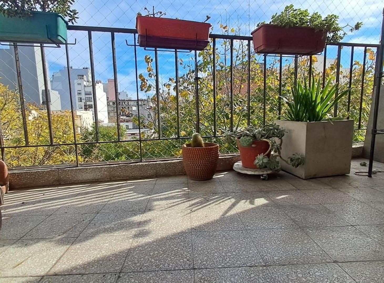 Foto de Alquiler temporal 3 ambientes y medio c balcón San Cristobal, imagen 1