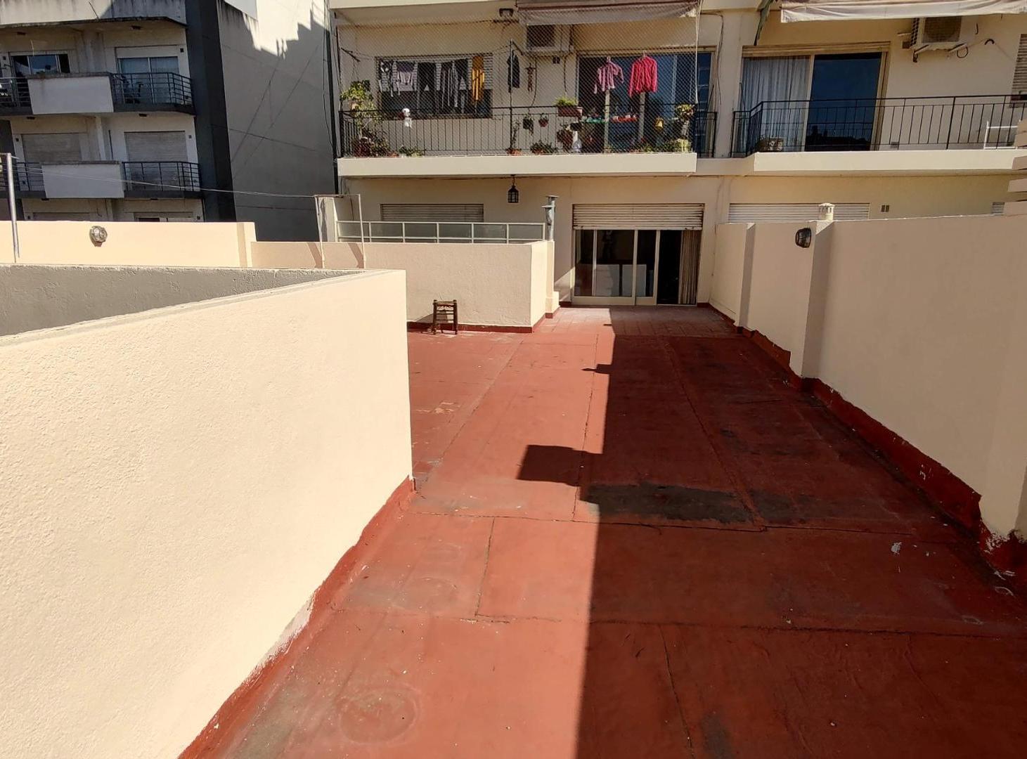 Foto de Venta 3 amb c/dep. Terraza y cochera en Villa del Parque., imagen 3