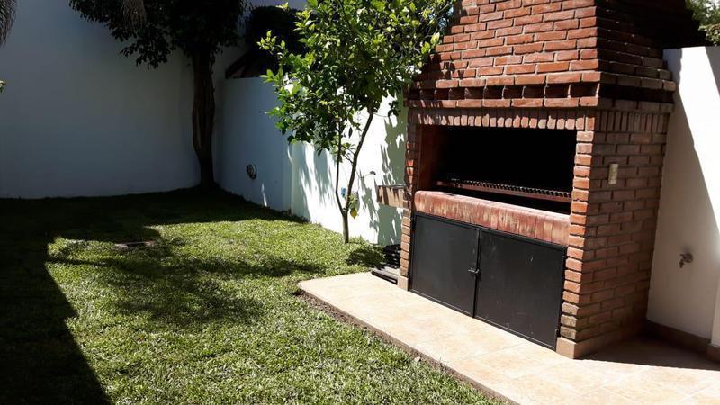 Duplex de Categoria, a 4 Cuadras de Maipu y Ffcc Mitre 3