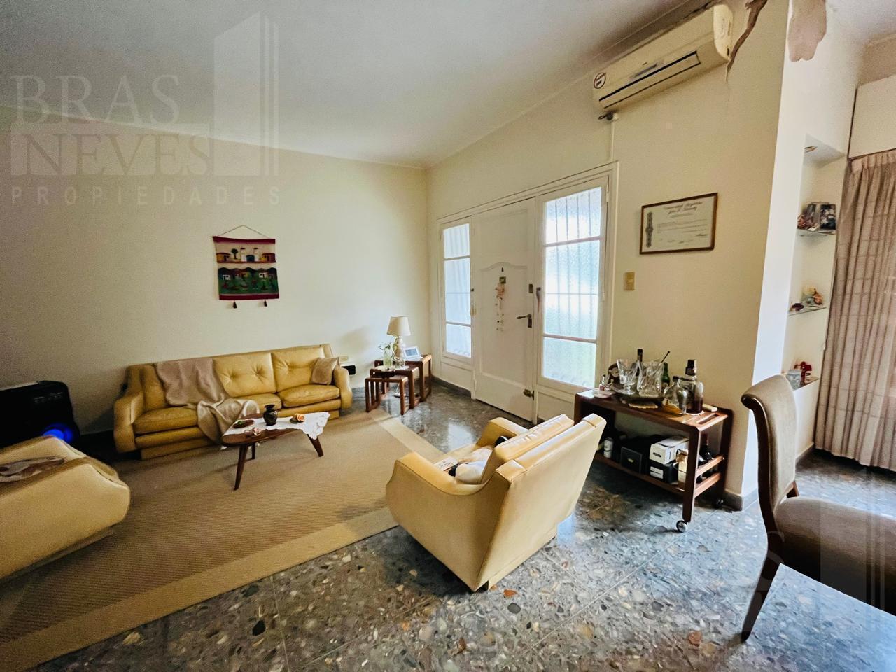 Chalet una planta /3 dormitorios/ Ideal para actualizar