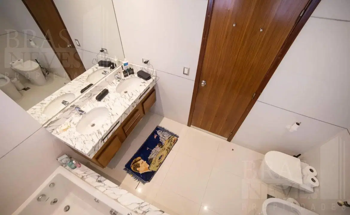 Residencia exclusiva totalmente renovada en Olivos! 4