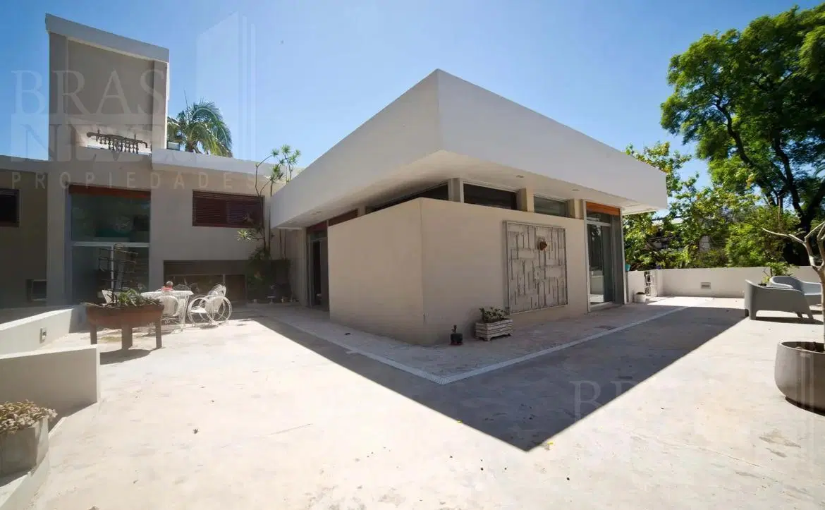Residencia exclusiva totalmente renovada en Olivos! 5
