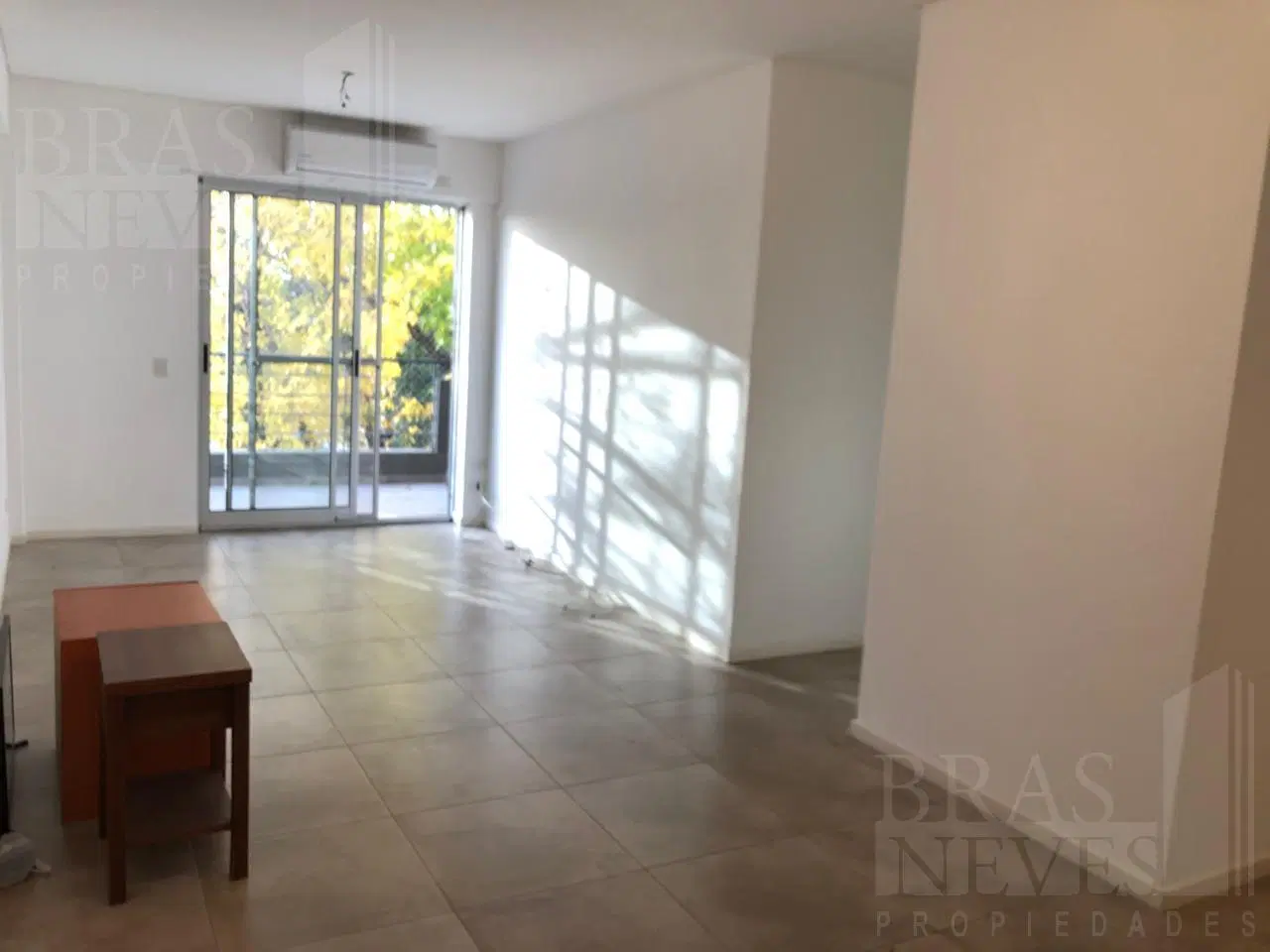 Semipiso 3 amb. c/ COCHERA - dorm. en SUITE 3