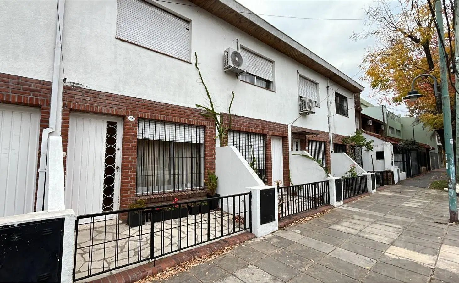 Ph 3 ambientes/ sin expensas/ 2 plantas/peq. patio 3