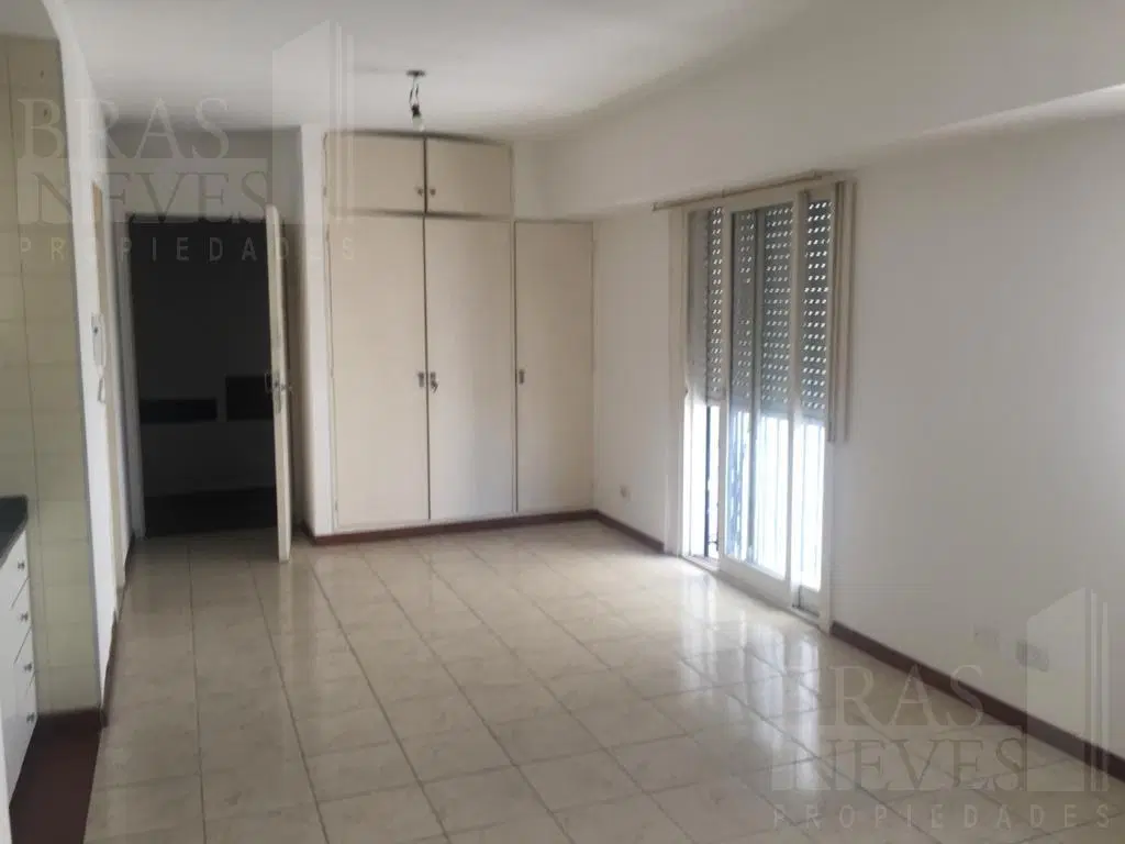 Monoambiente DIVINO en MUNRO (prox. estación, Av. Mitre y Velez Sarsfield) 3