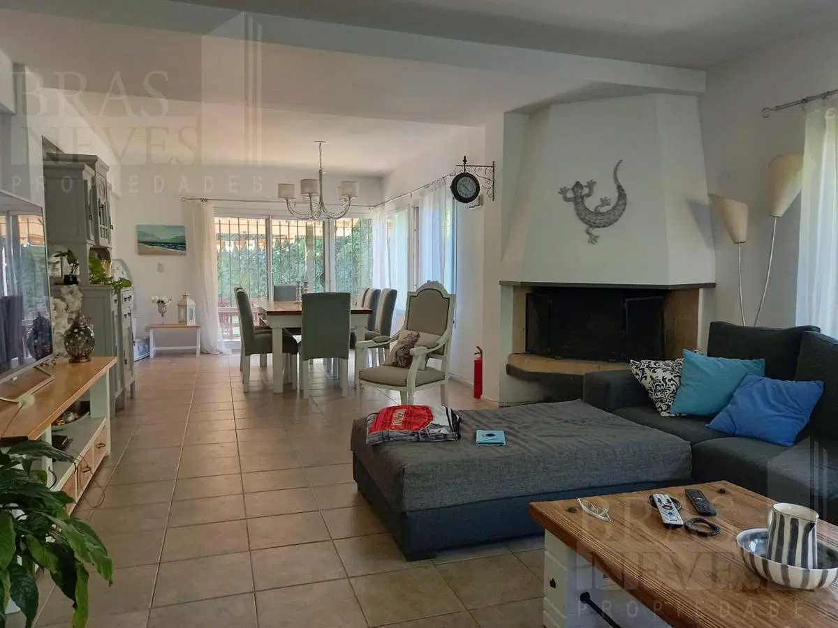 Bº cerrado *BARRANCAS DE SAN ISIDRO* 7AMBIENTES 2