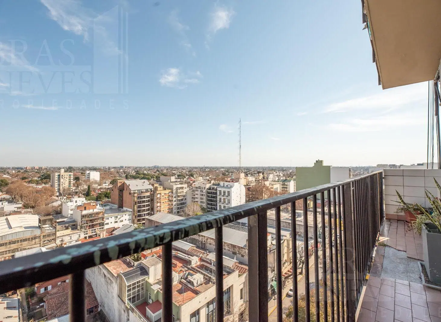 Depto 3 ambientes en Olivos! Excelente vista! 4