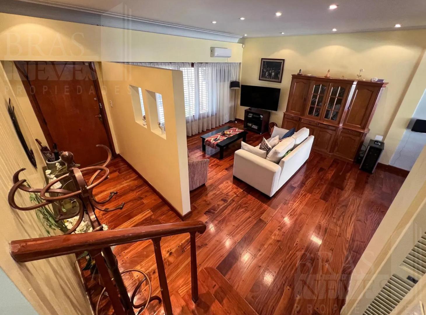 Foto de ¡Excelente Chalet en Olivos!, imagen 2