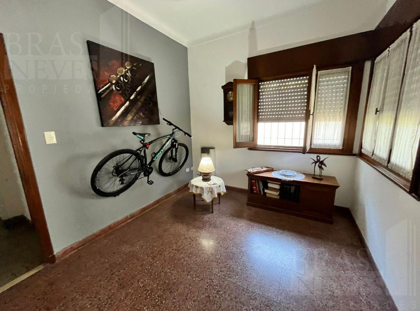 Foto de 2 UNIDADES de 3 amb. Sobre lote de 10x41 / suite / gran jardín, imagen 3