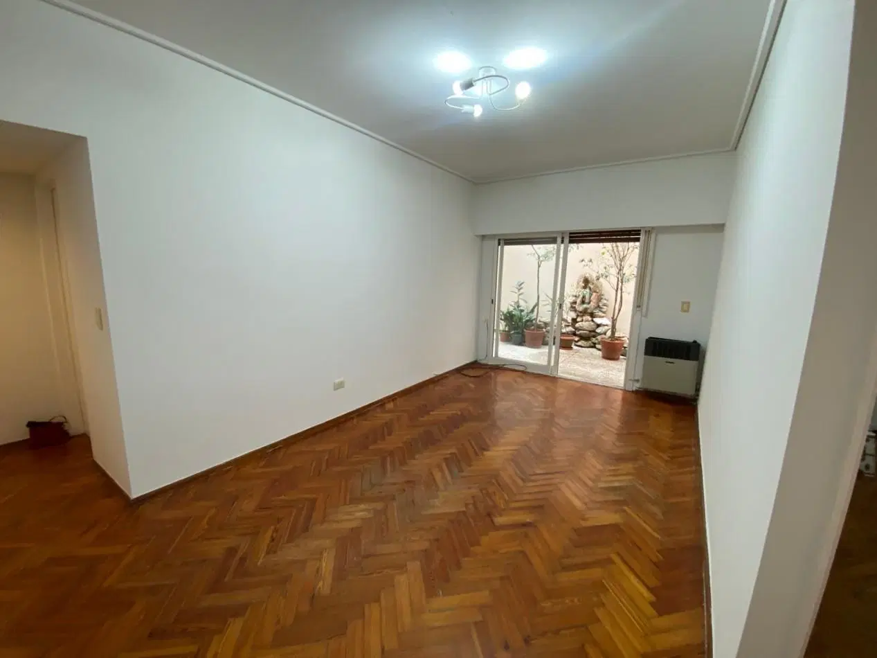 2 ambientes con patio 3