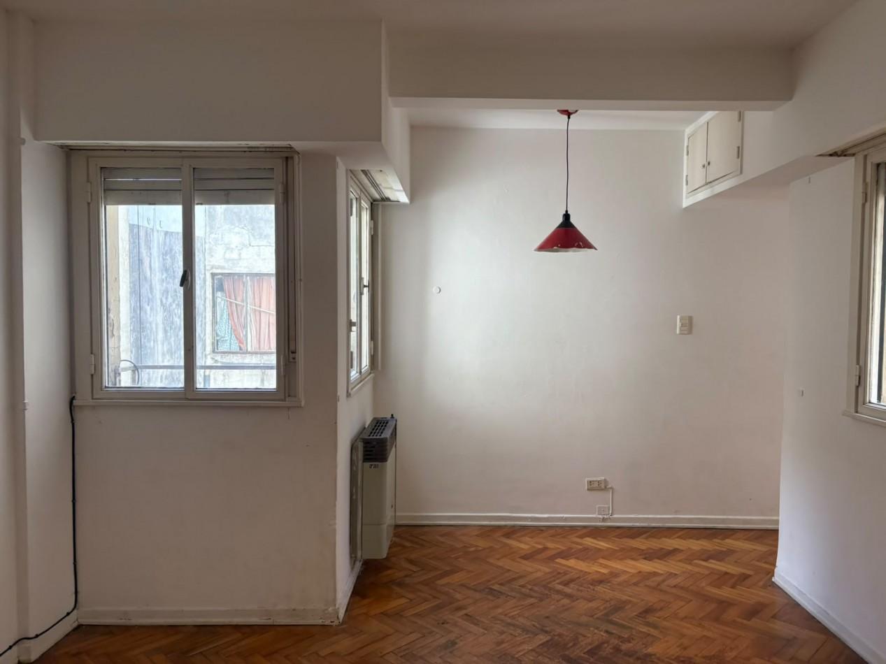 Foto de Departamento de 2 ambientes y medio 8vo Piso al contrafrente, imagen 2