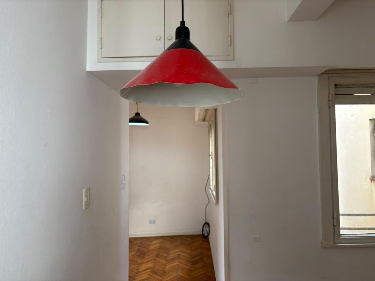 Foto de Departamento de 2 ambientes y medio 8vo Piso al contrafrente, imagen 3