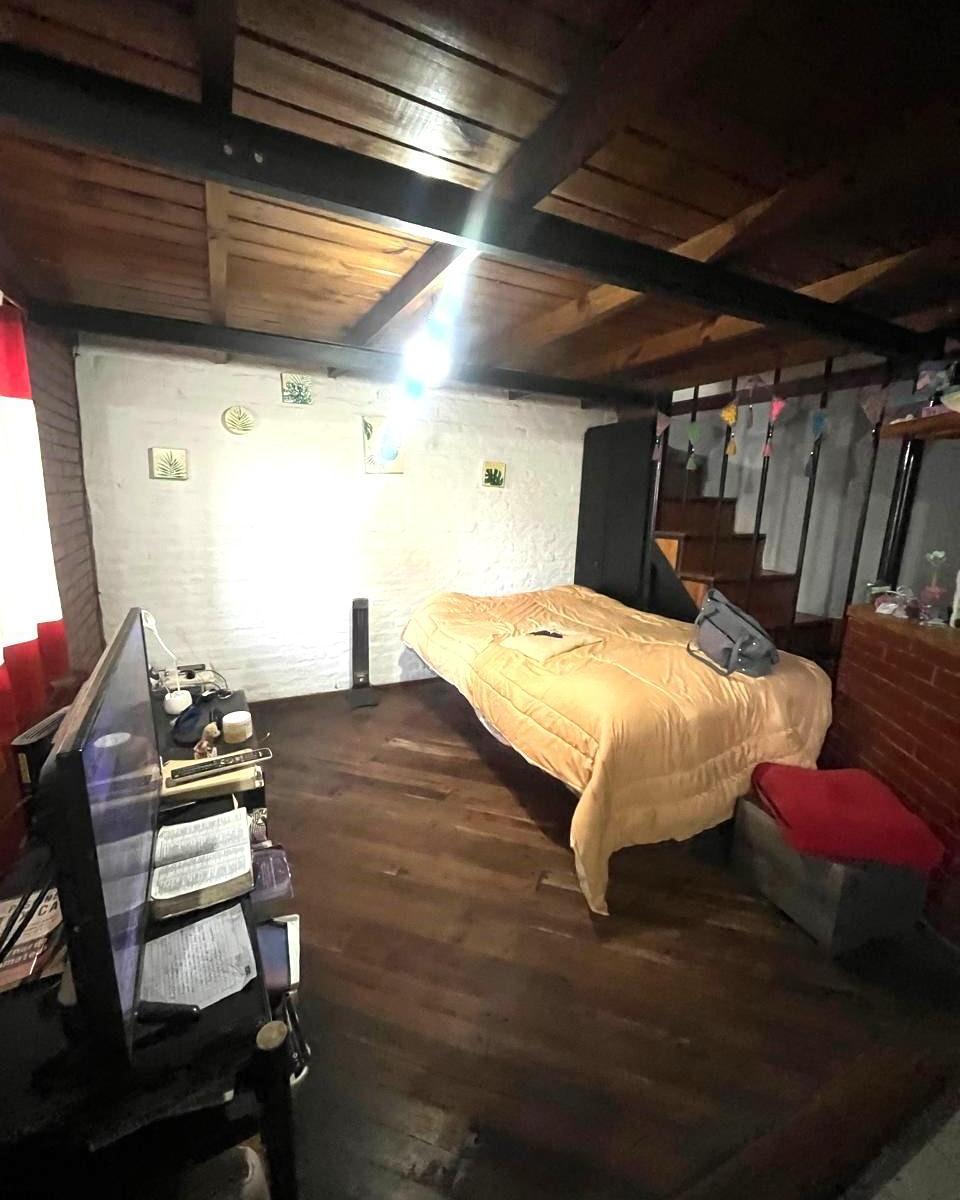 DEPTO TIPO CASA EN VENTA BASAVILBASO AL 800 SARANDI