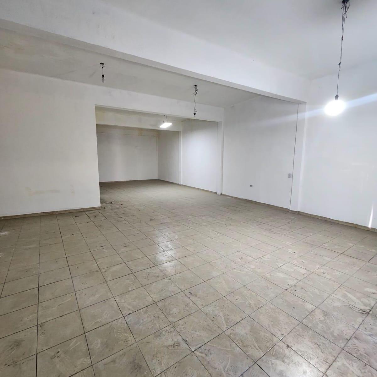 Foto de LOCAL EN VENTA CRISOLOGO LARRALDE 5118 VILLA DOMINICO, imagen 3