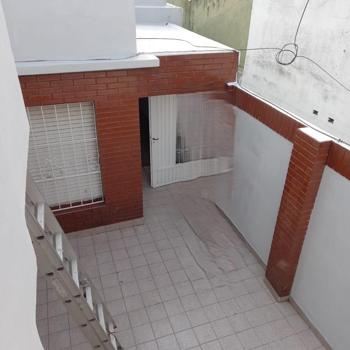 Foto de DEPTO TIPO CASA EN VENTA CENTENARIO URUGUAYO 49 VILLA DOMINI, imagen 3