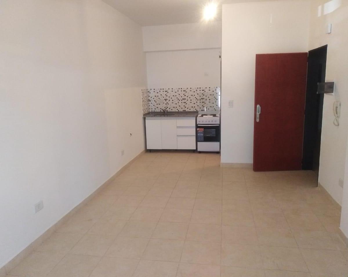 Foto de DEPTO EN VENTA AVENIDA BELGRANO 5300 VILLA DOMINICO, imagen 3