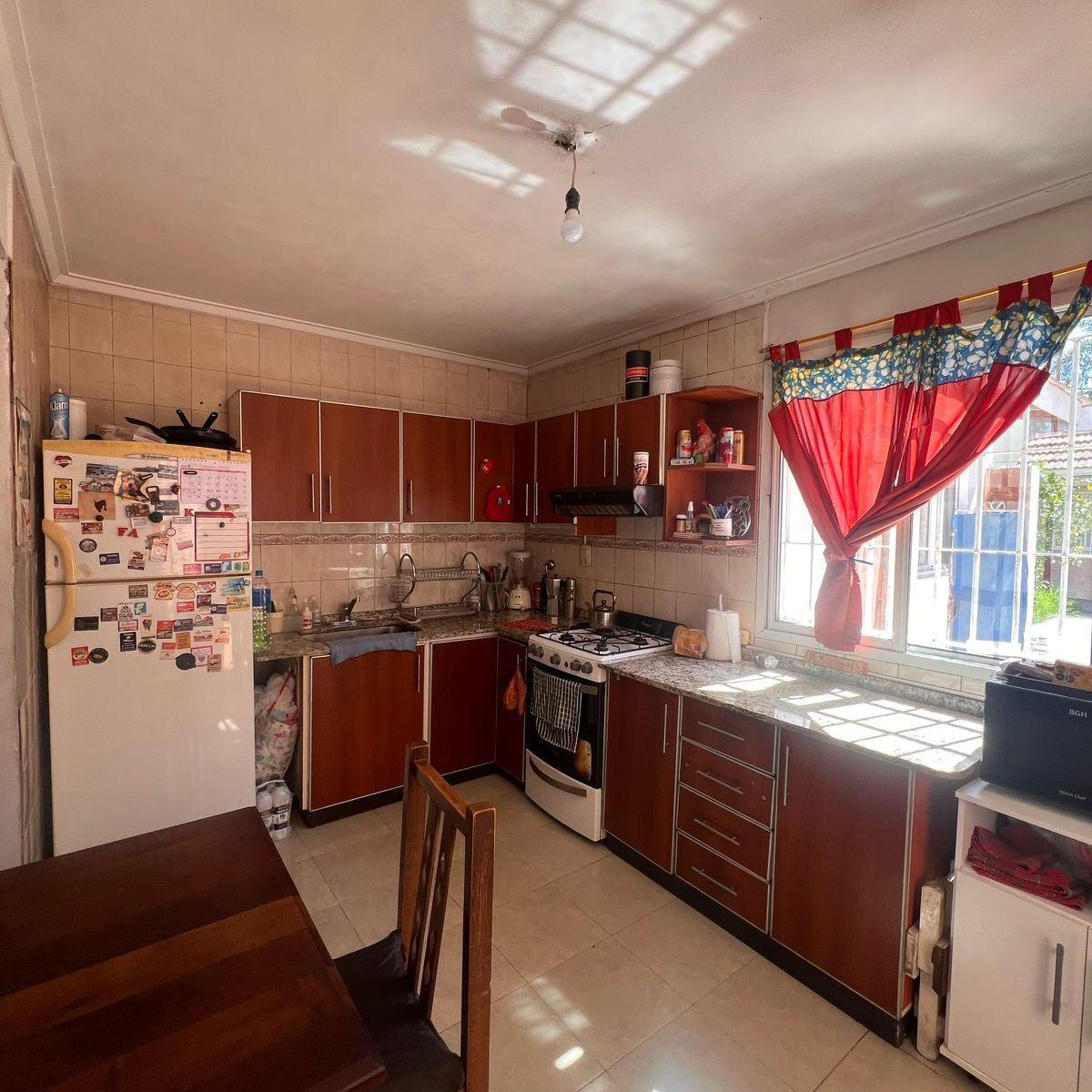 CASA PH AL FRENTE AVENIDA BELGRANO 5470 WILDE