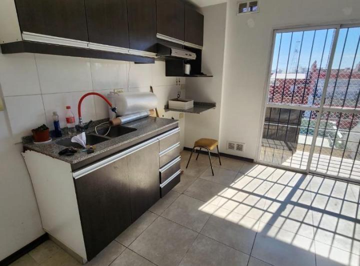 DEPARTAMENTO EN ALQUILER CENTENARIO URUGUAYO 130 V.DOMINICO 1
