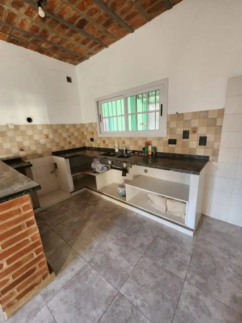CASA EN VENTA BRANDSEN 6600 WILDE 5