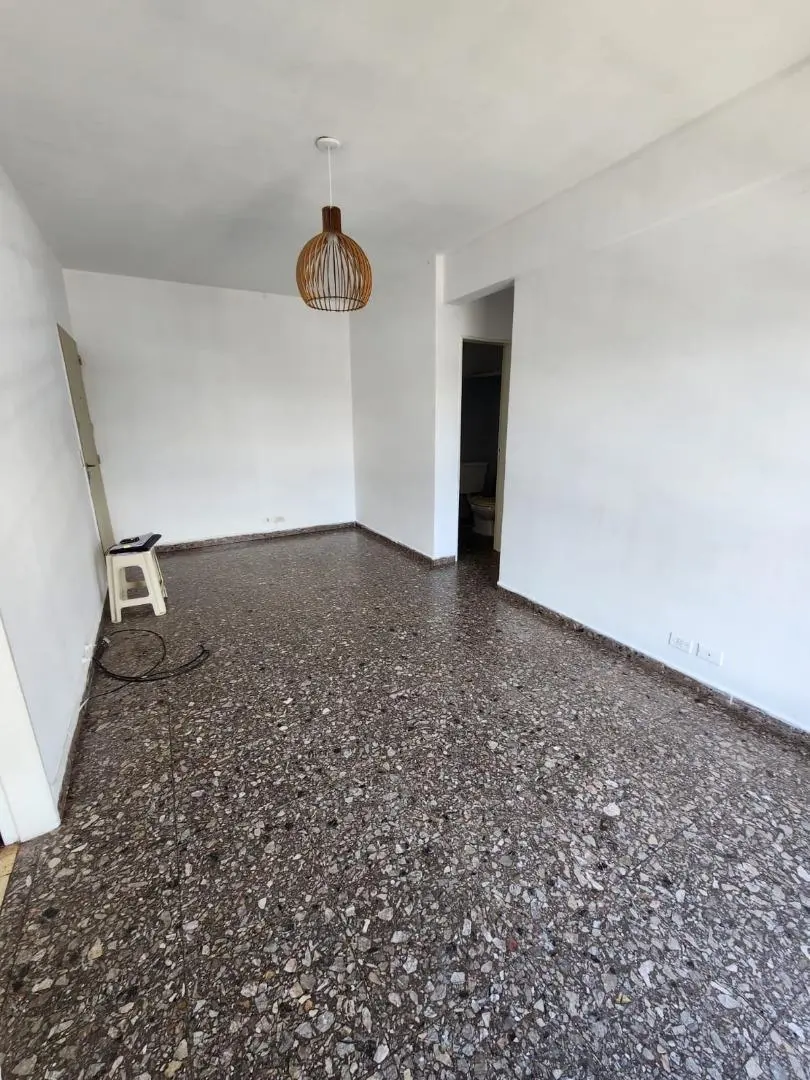 DEPARTAMENTO EN VENTA AMEGHINO AL 500 AVELLANEDA 1