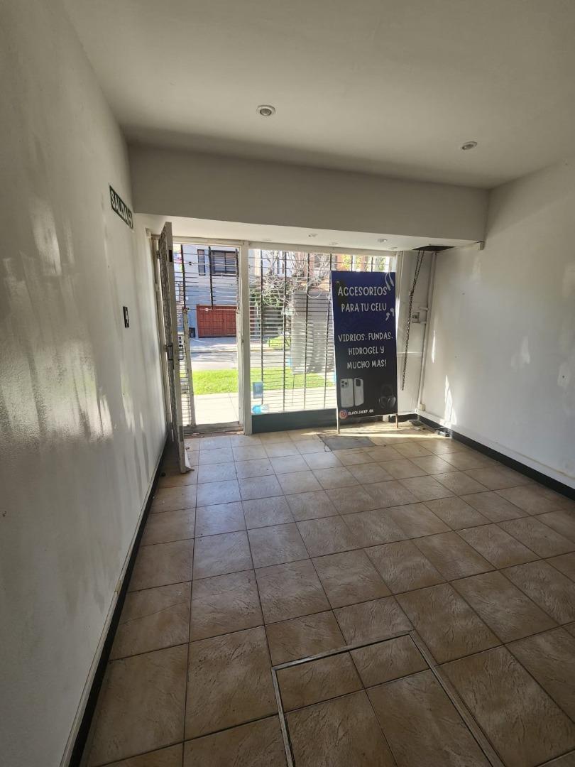 Foto de LOCAL EN ALQUILER MORENO 6200 WILDE CENTRO, imagen 5