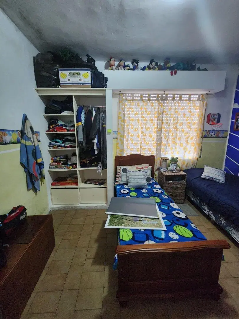 DEPTO EN PLANTA ALTA LAVARELLOS AL 1200 SARANDI 2
