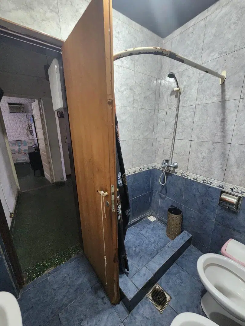 DEPTO EN PLANTA ALTA LAVARELLOS AL 1200 SARANDI 3