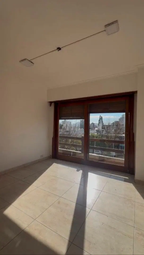INMUEBLE COMERCIAL / OFICINA AV MITRE 6549 WILDE 5