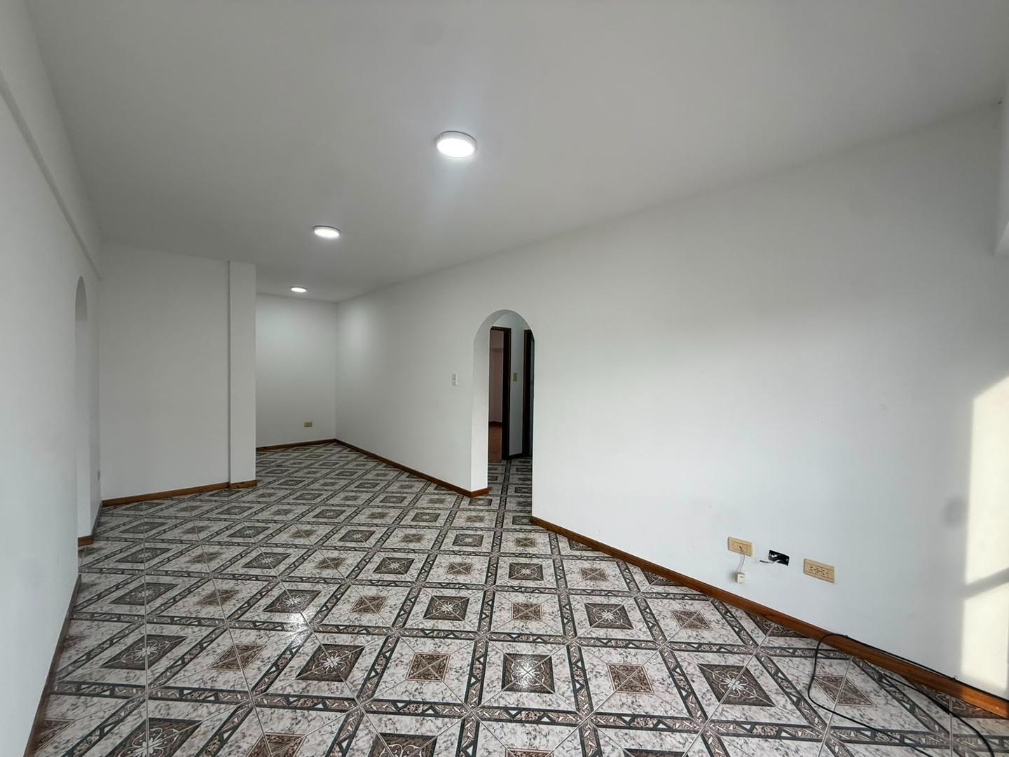 Foto de DEPTO EN ALQUILER BRANDSEN 5698 - 2DO 15 WILDE C/COCHERA, imagen 1