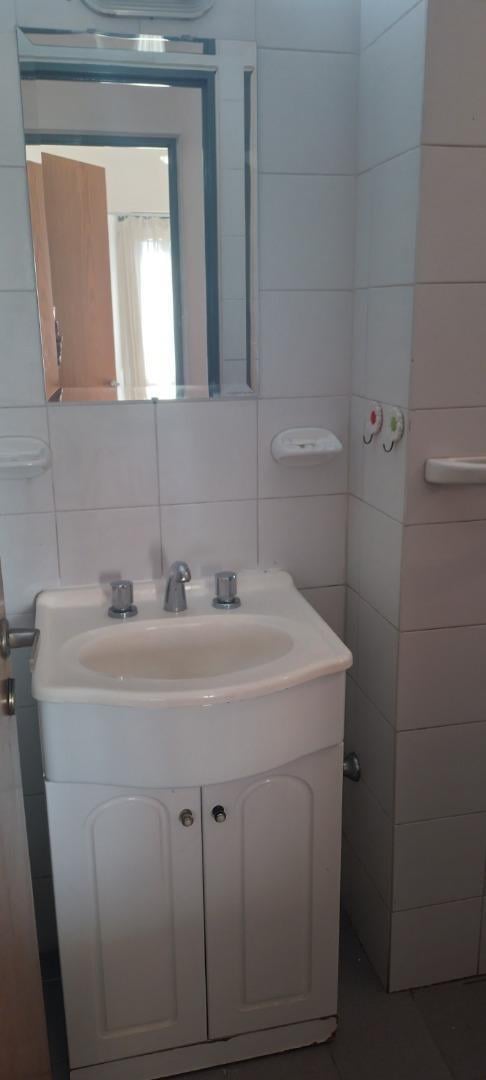 Foto de DEPTO EN VENTA TORRES DE COTO SAN PEDRO 140 SARANDI, imagen 2