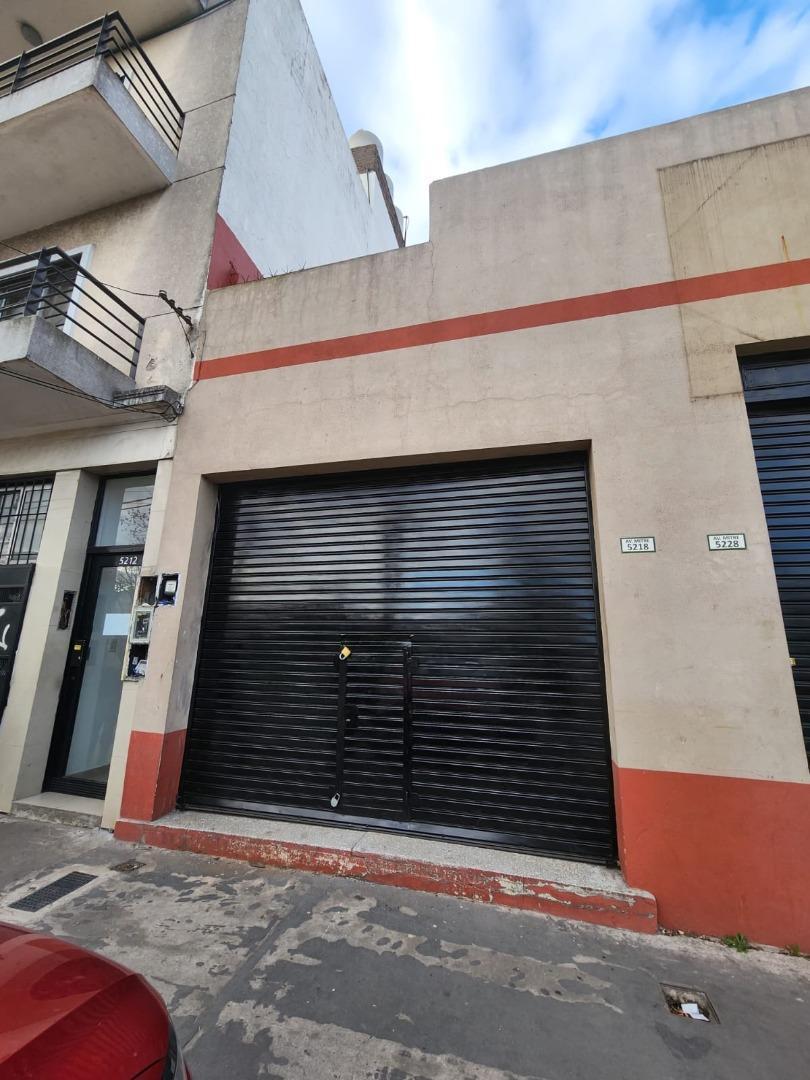 Foto de LOCAL EN ALQUILER AVENIDA MITRE 5218 VILLA DOMINICO, imagen 1