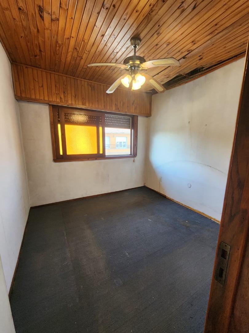 Foto de DEPTO EN PLANTA ALTA EN VENTA ALVAREZ 1800 BERNAL, imagen 4