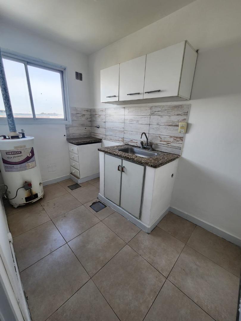 Foto de DEPTO EN ALQUILER AVENIDA MITRE 5629 WILDE, imagen 5