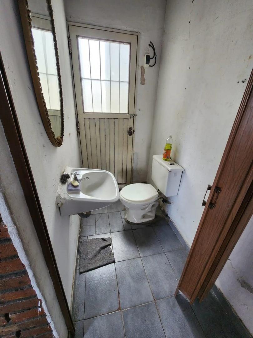 Foto de LOCAL EN ALQUILER AVENIDA BELGRANO 5889 WILDE, imagen 2