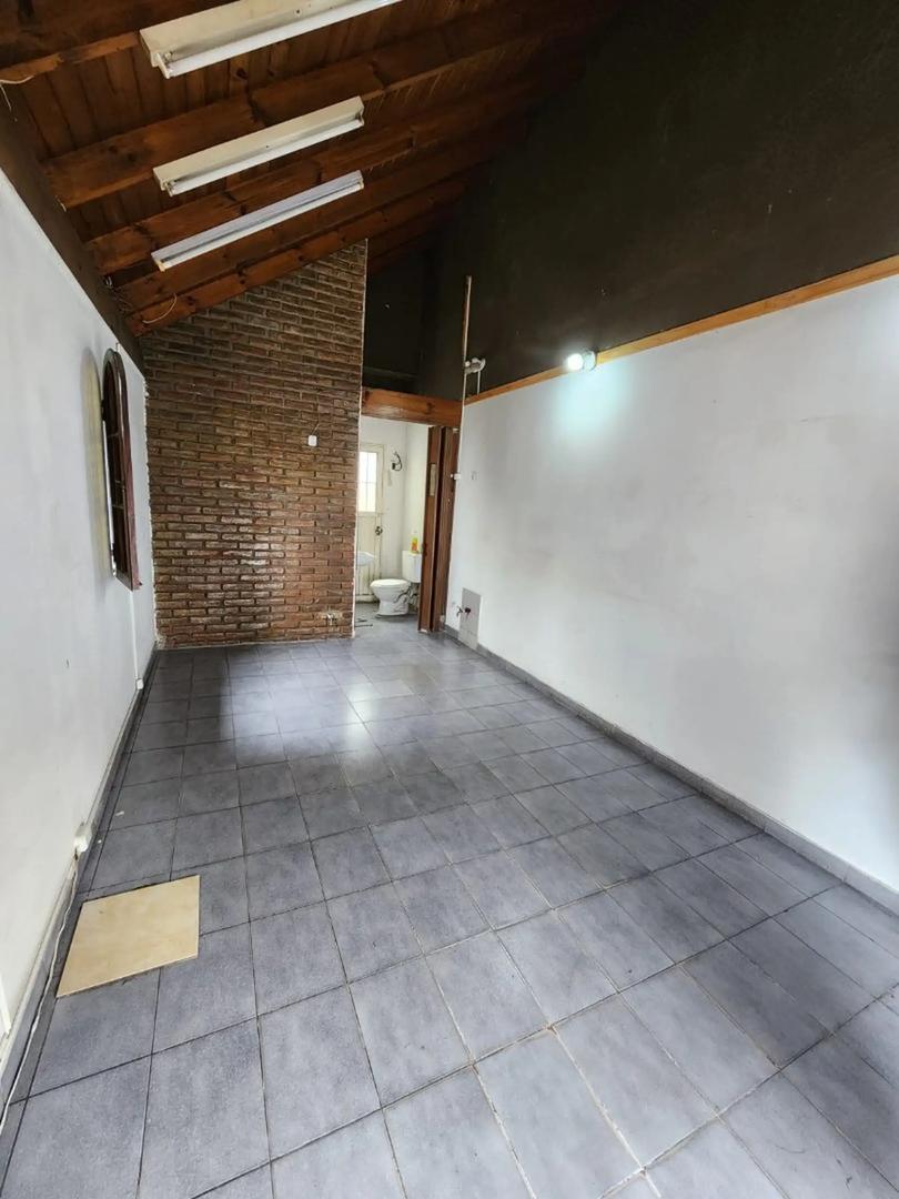 Foto de LOCAL EN ALQUILER AVENIDA BELGRANO 5889 WILDE, imagen 3