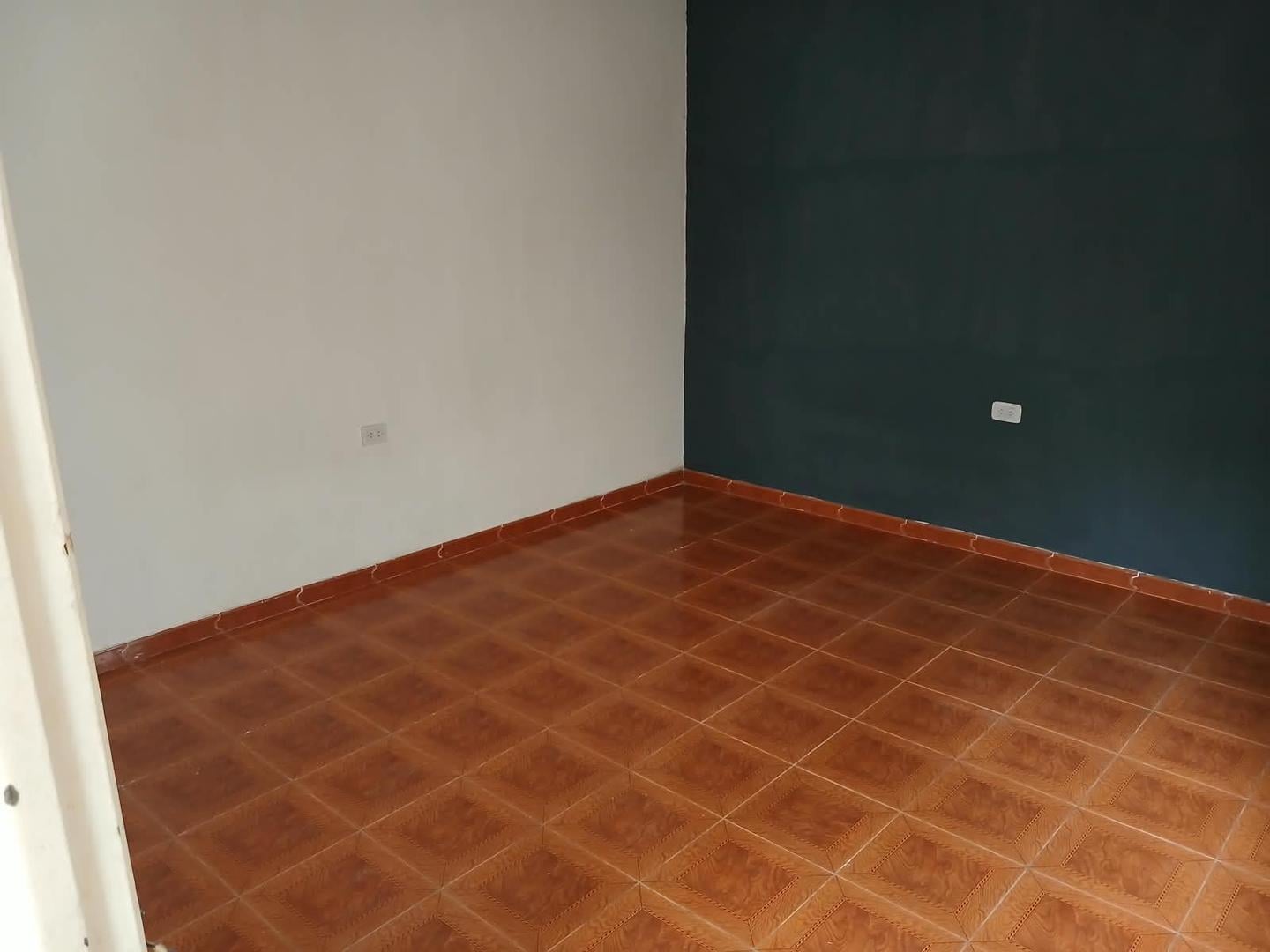 Foto de DEPTO T/CASA EN ALQUILER CORVALAN 220 PB 3 WILDE, imagen 4