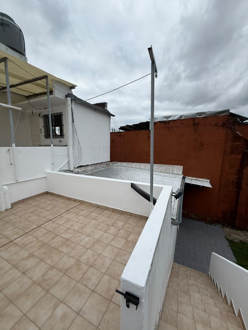 Foto de PLANTA ALTA EN ALQUILER SOLIER 5946 1ER PISO WILDE, imagen 1